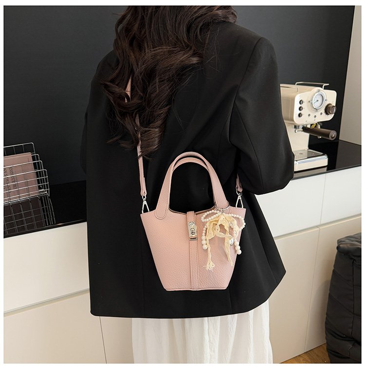 Bucket Bag Women's Bag PU Shoulder Bag Lock Buckle