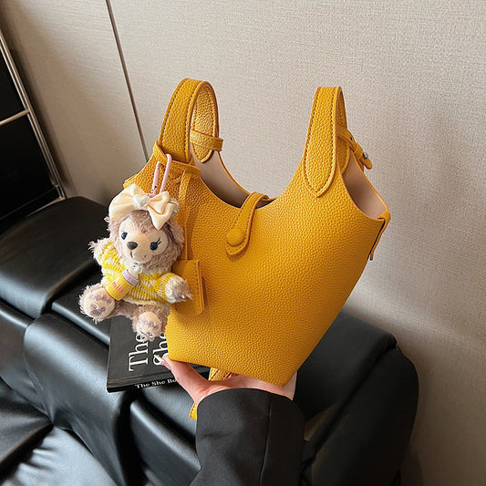 Niche Design Sense Simple Commuting Versatile Bucket Bag