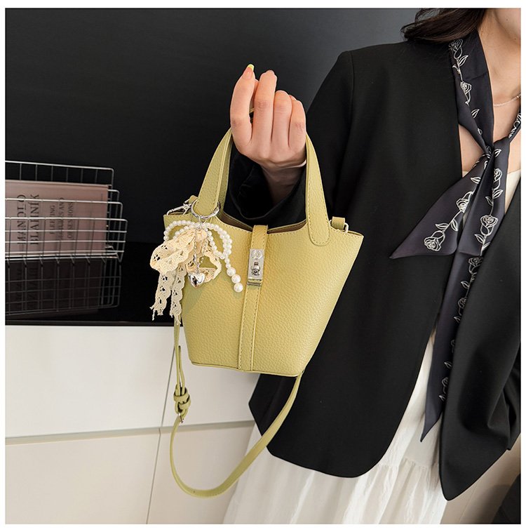 Bucket Bag Women's Bag PU Shoulder Bag Lock Buckle