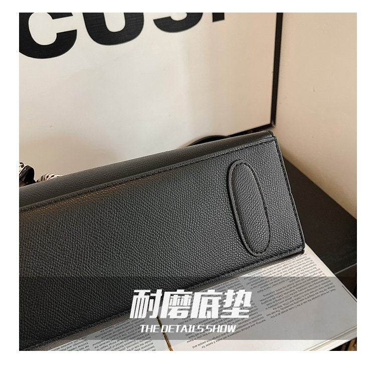 Single Shoulder Bag One Size Small Square Bag Women's Bag PU 2025 Autumn Zipper