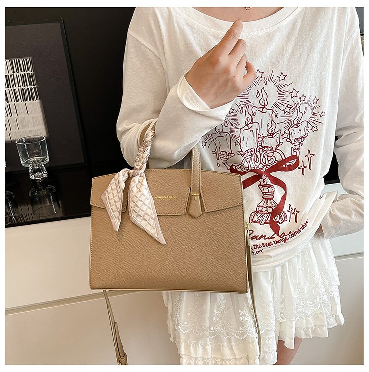 Single Shoulder Bag One Size Small Square Bag Women's Bag PU 2025 Autumn Zipper