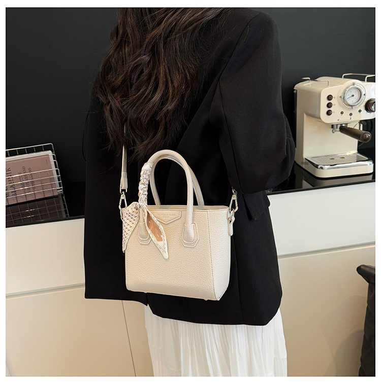 Single Shoulder Crossbody Handbag PU Zipper One Size Women's Bag