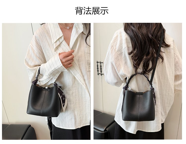 Women's Bag PU One Size Bucket Bag Magnetic Buckle Shoulder Bag