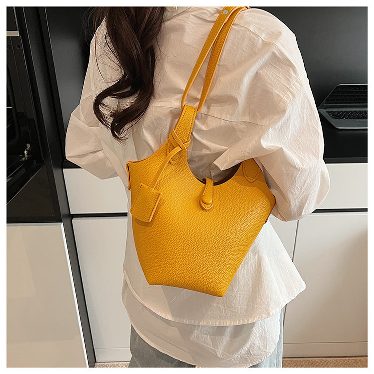 Niche Design Sense Simple Commuting Versatile Bucket Bag
