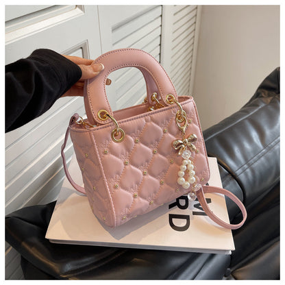 Rhombus embroidery pearl handbag bucket bag