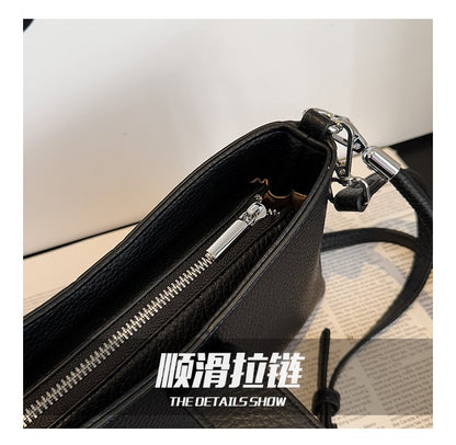 Small Square Bag with Stitching PU Zipper Women's Shoulder Bag One Size