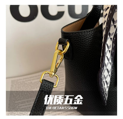 One Size Bucket Bag Vegetable Basket Bag Women's Bag PU