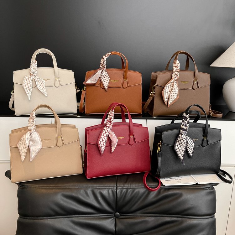 Single Shoulder Bag One Size Small Square Bag Women's Bag PU 2025 Autumn Zipper