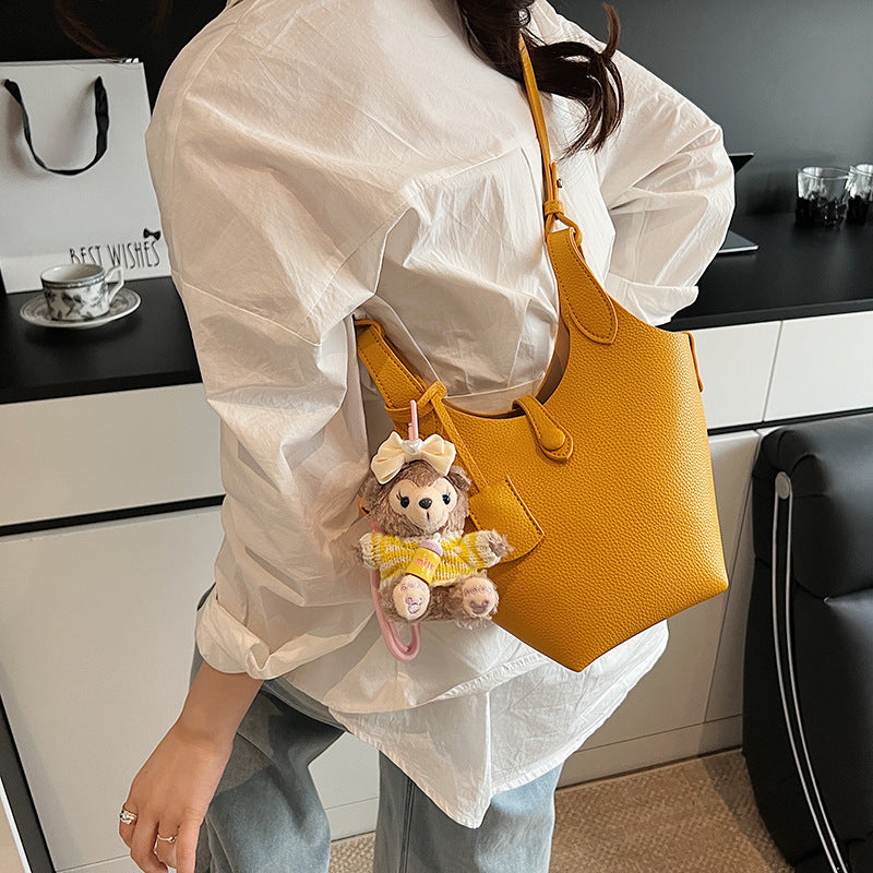 Niche Design Sense Simple Commuting Versatile Bucket Bag