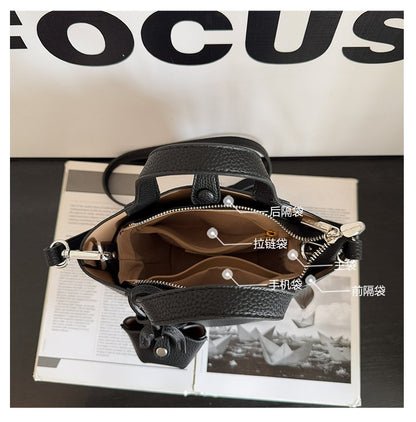 Bucket Bag Shoulder Bag One Size 2025 Spring Magnetic Buckle PU Women's Bag