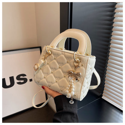 Rhombus embroidery pearl handbag bucket bag