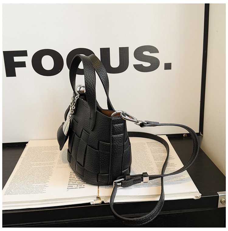 Women's Bag One Size PU Bucket Bag Zipper Shoulder Bag