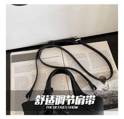Bucket Bag Shoulder Bag One Size 2025 Spring Magnetic Buckle PU Women's Bag