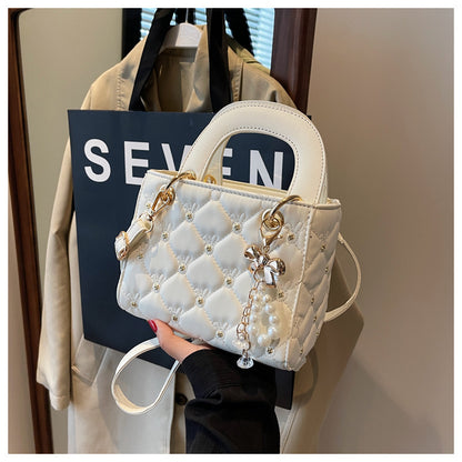 Rhombus embroidery pearl handbag bucket bag