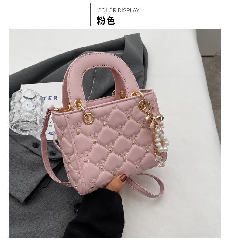 Rhombus embroidery pearl handbag bucket bag