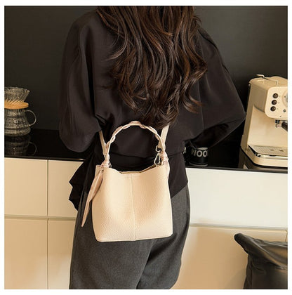 Women's Bag PU One Size Bucket Bag Magnetic Buckle Shoulder Bag