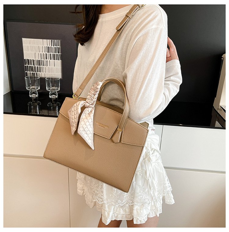 Single Shoulder Bag One Size Small Square Bag Women's Bag PU 2025 Autumn Zipper