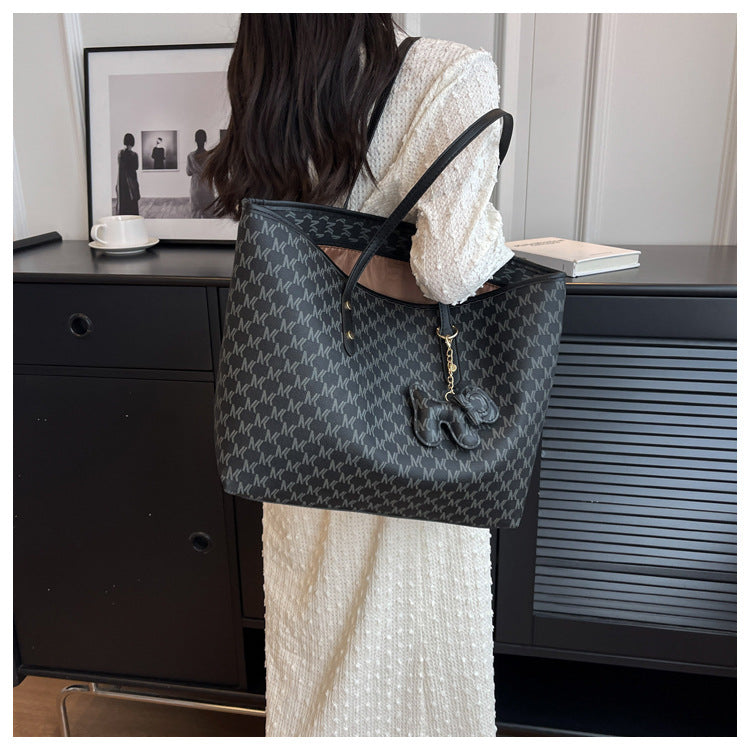 One-shoulder large-capacity commuting lightweight hand-carry tote bag