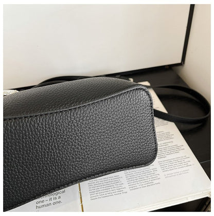 Women's Bag Zipper PU One Size 2025 Summer Basket Bag Shoulder Bag