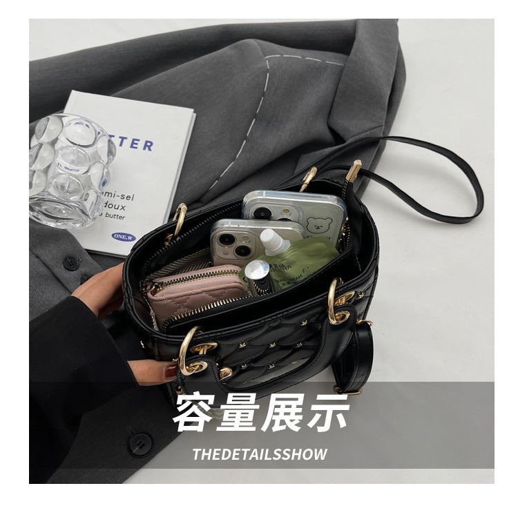 Rhombus embroidery pearl handbag bucket bag