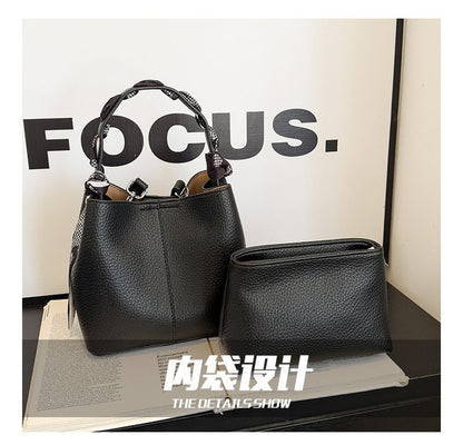 Women's Bag PU One Size Bucket Bag Magnetic Buckle Shoulder Bag