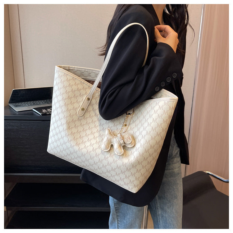 One-shoulder large-capacity commuting lightweight hand-carry tote bag