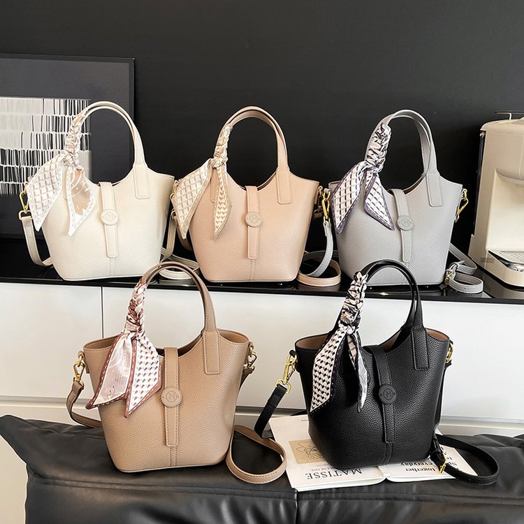 One Size Bucket Bag Vegetable Basket Bag Women's Bag PU