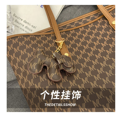 One-shoulder large-capacity commuting lightweight hand-carry tote bag