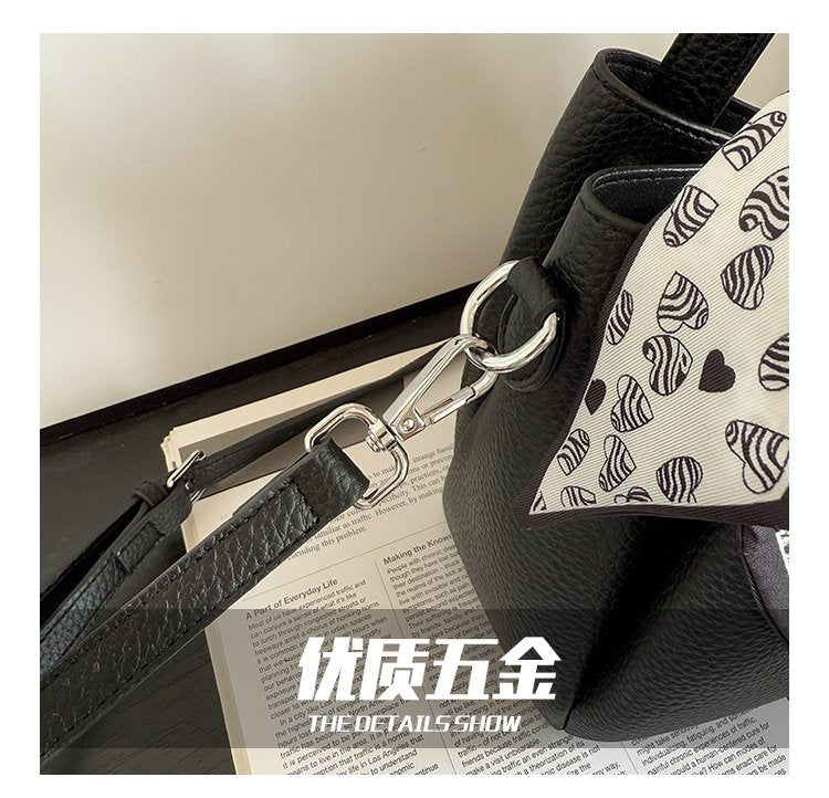 Magnetic Buckle Shoulder Bag Women's Bag 2025 Spring Tote Bag PU One Size