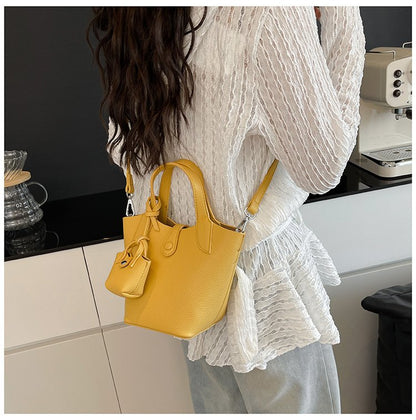 Bucket Bag Shoulder Bag One Size 2025 Spring Magnetic Buckle PU Women's Bag