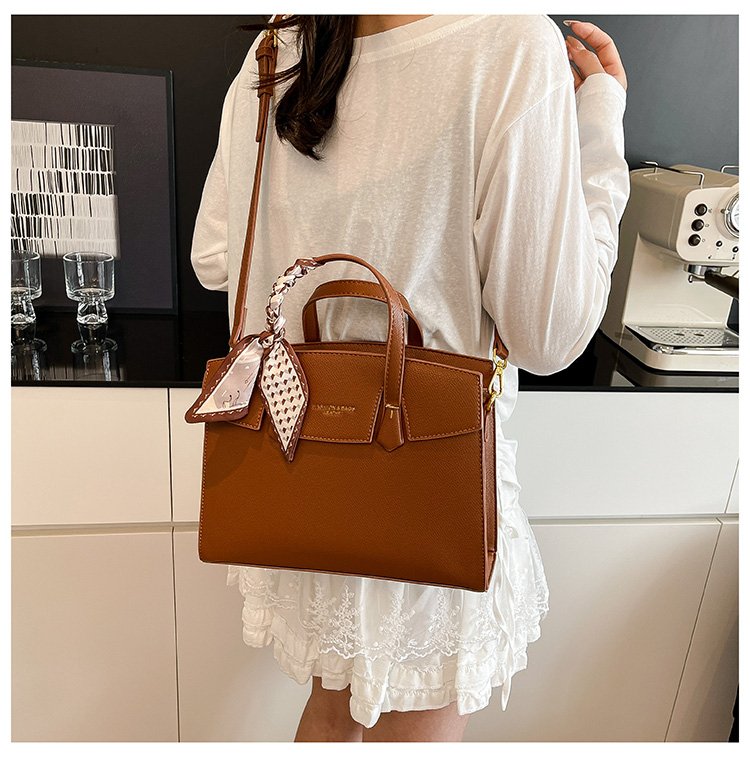 Single Shoulder Bag One Size Small Square Bag Women's Bag PU 2025 Autumn Zipper