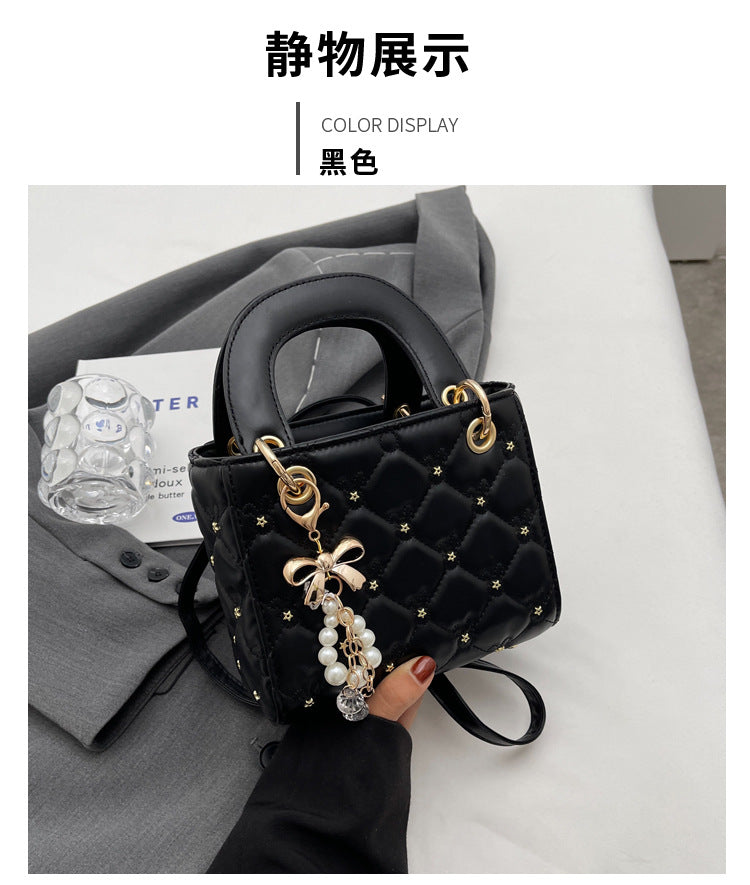 Rhombus embroidery pearl handbag bucket bag