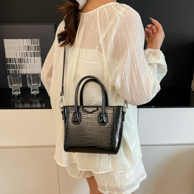 Single Shoulder Crossbody Handbag Zipper Women's Bag PU