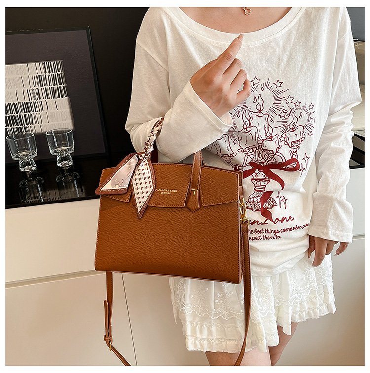 Single Shoulder Bag One Size Small Square Bag Women's Bag PU 2025 Autumn Zipper