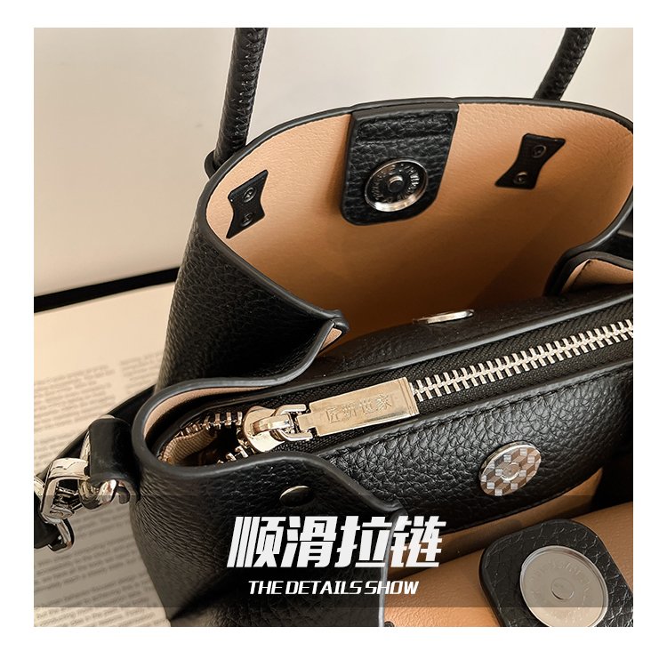 Women's Bag Zipper PU One Size 2025 Summer Basket Bag Shoulder Bag