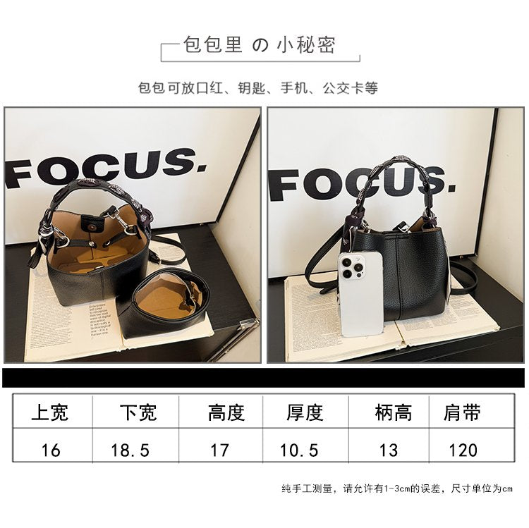 Women's Bag PU One Size Bucket Bag Magnetic Buckle Shoulder Bag