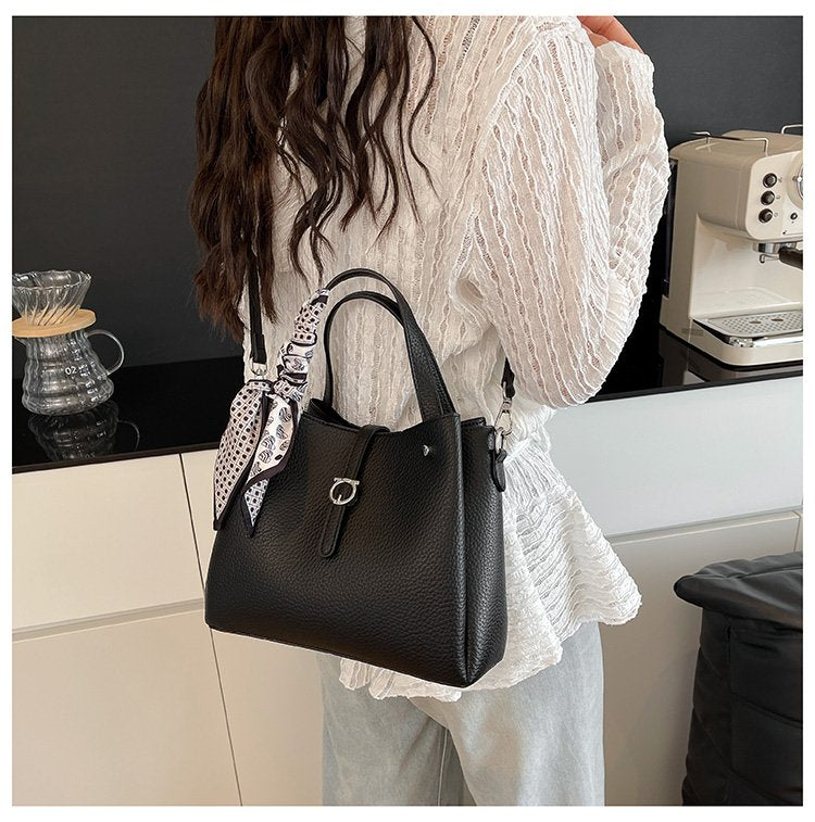 Magnetic Buckle Shoulder Bag Women's Bag 2025 Spring Tote Bag PU One Size